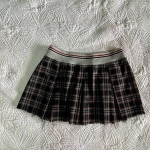 Y2K Vintage Candie's Black Red and Gray Plaid Mini Skirt